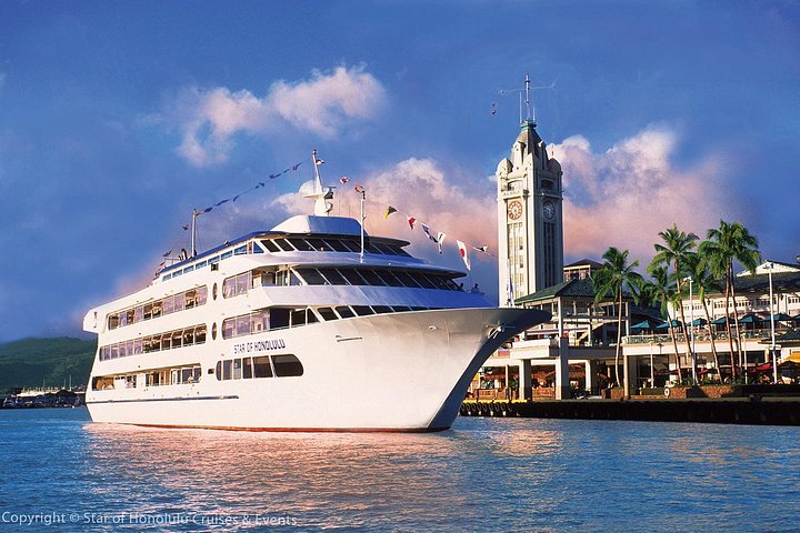 Supplier photo for the Pacific Star sunset dinner cruise
