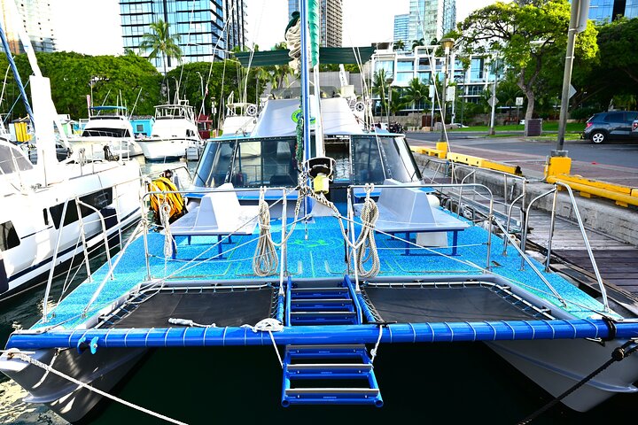 Supplier photo for the Waikiki 40-foot catamaran sunset tour